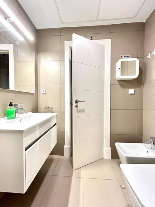 סביליה Hispalis Patio Del Rinconcillo מראה חיצוני תמונה