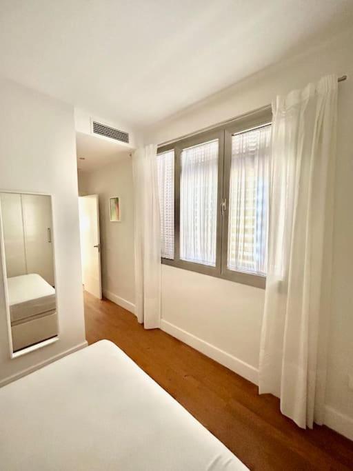 סביליה Hispalis Patio Del Rinconcillo מראה חיצוני תמונה